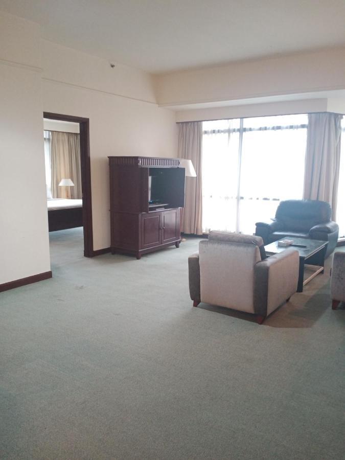 Royal Apartment Times Square Kuala Lumpur Exterior photo