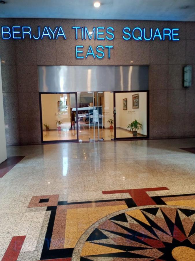 Royal Apartment Times Square Kuala Lumpur Exterior photo
