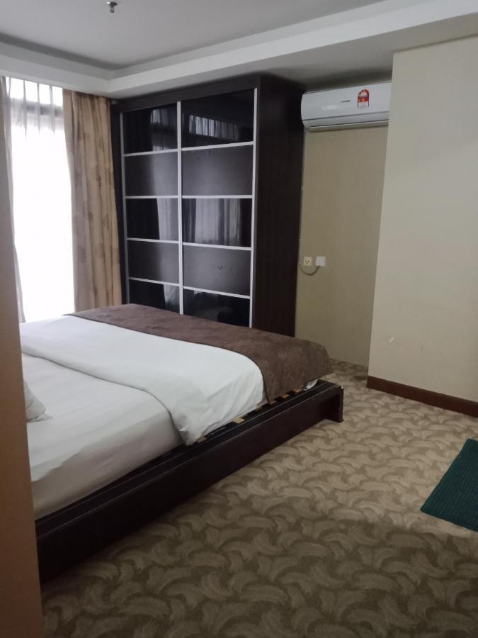 Royal Apartment Times Square Kuala Lumpur Exterior photo