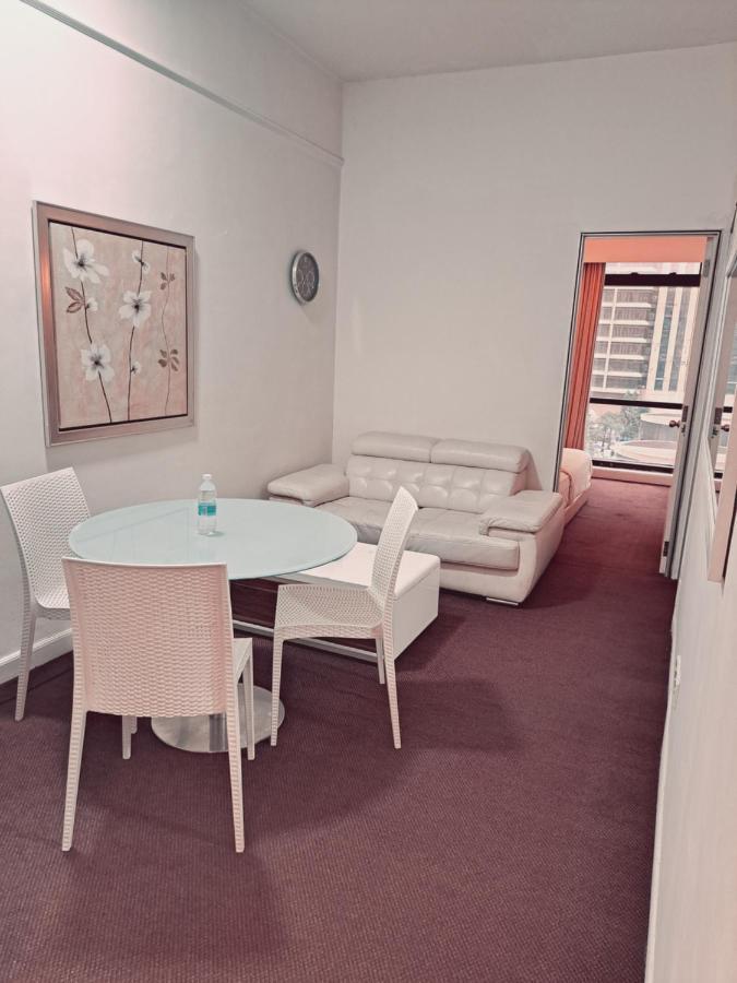 Royal Apartment Times Square Kuala Lumpur Exterior photo