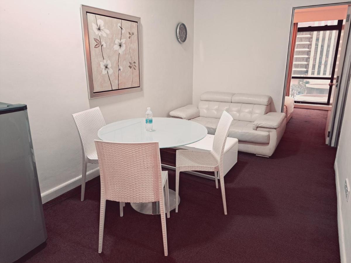 Royal Apartment Times Square Kuala Lumpur Exterior photo